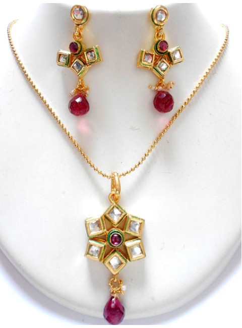 Kundan Pendant Sets